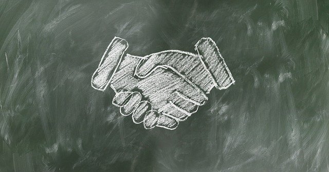 Shaking Hands Handshake Teamwork  - geralt / Pixabay